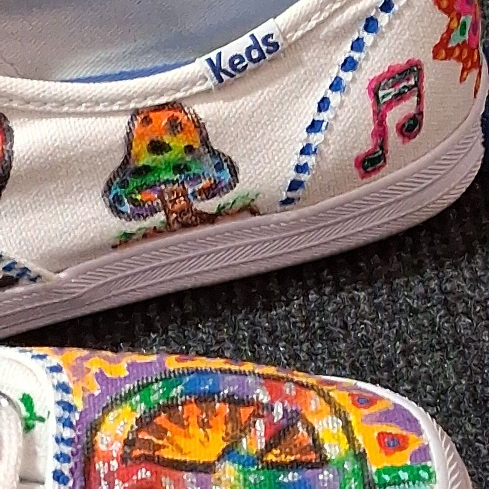 Unique Hand-Painted Keds Sneaker Art Peace Mushroom Floral Boho Hippie 8.5 - Picture 7 of 11
